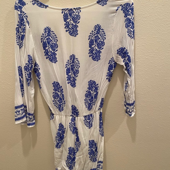 Cute romper - Picture 2 of 3